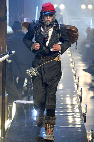 John Galliano / - 2011-2012
